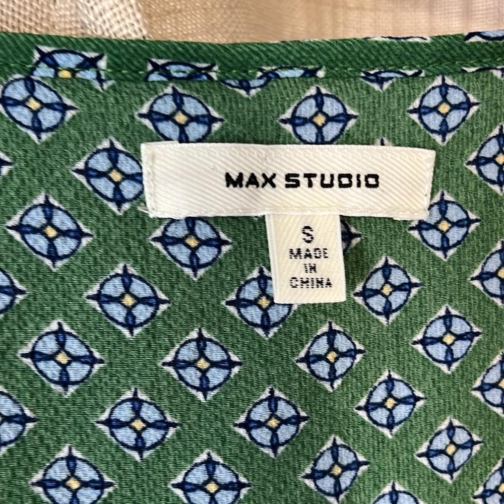 Max Studio Ruffle Wrap  Dress - Picture 4 of 4